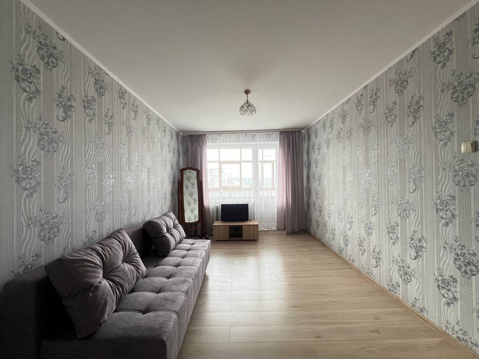 ������� �������� ³�������, ³�����, ����������, ����� �������, ������� �����, 40 ���� 1