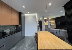  2   Premier Tower  6