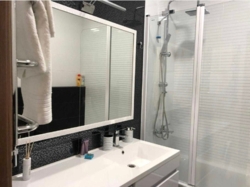 ������� 1-������� �������� � �� 'Golden House' ���� 3