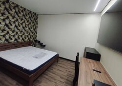 ������ 2� �������� �� Forest Home ���� 24