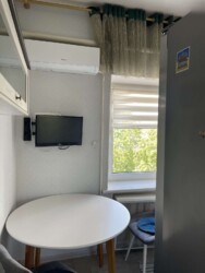 Довготривала оренда однокімнатної квартири на вулиці Пирогова фото 12 Довготривала оренда однокімнатної квартири на вулиці Пирогова фото 12