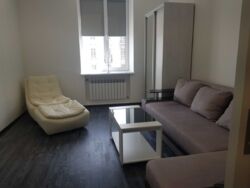 Сдам квартиру в Центре, Площадь Конституции фото 9 Сдам квартиру в Центре, Площадь Конституции фото 9