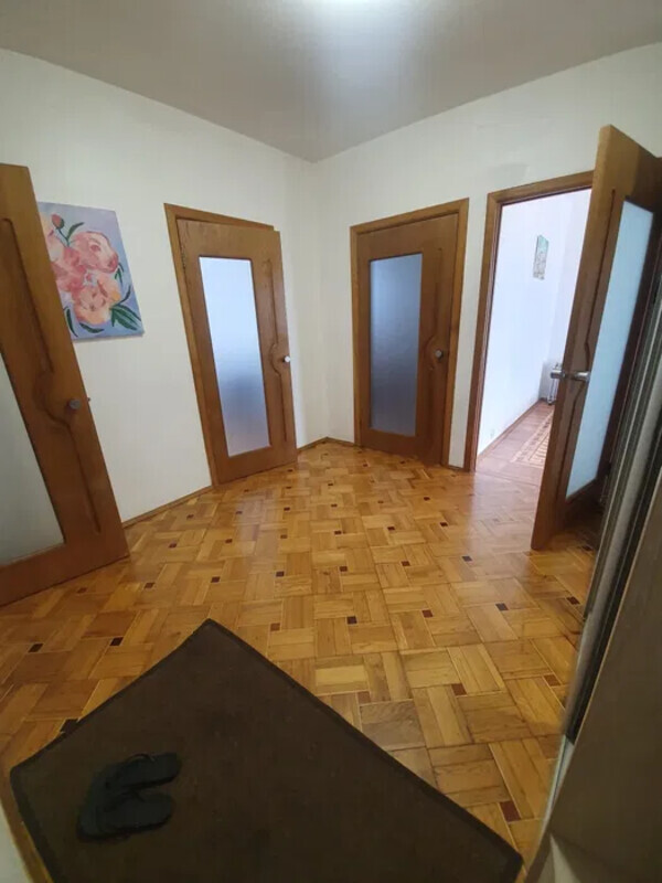Здається квартира Київ, Деснянський, Маяковского Владимира просп., 16, м. Лісова фото 1 Здається квартира Київ, Деснянський, Маяковского Владимира просп., 16, м. Лісова фото 1