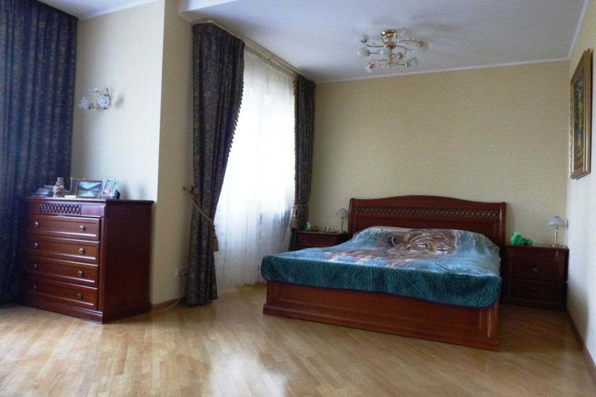 Сдам свою 3-к квартиру 141 м2 на Татарской фото 1 Сдам свою 3-к квартиру 141 м2 на Татарской фото 1