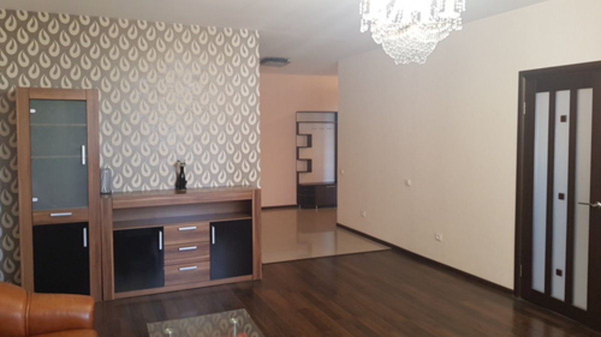 Аренда 2-х комнатной квартиры на Срібнокільській фото 1 Аренда 2-х комнатной квартиры на Срібнокільській фото 1