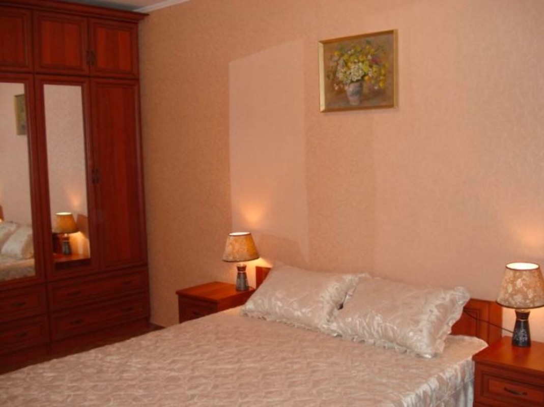 Аренда 2-х комнатной квартиры на ул.А.Барбюса(Тютюнныка) фото 1 Аренда 2-х комнатной квартиры на ул.А.Барбюса(Тютюнныка) фото 1