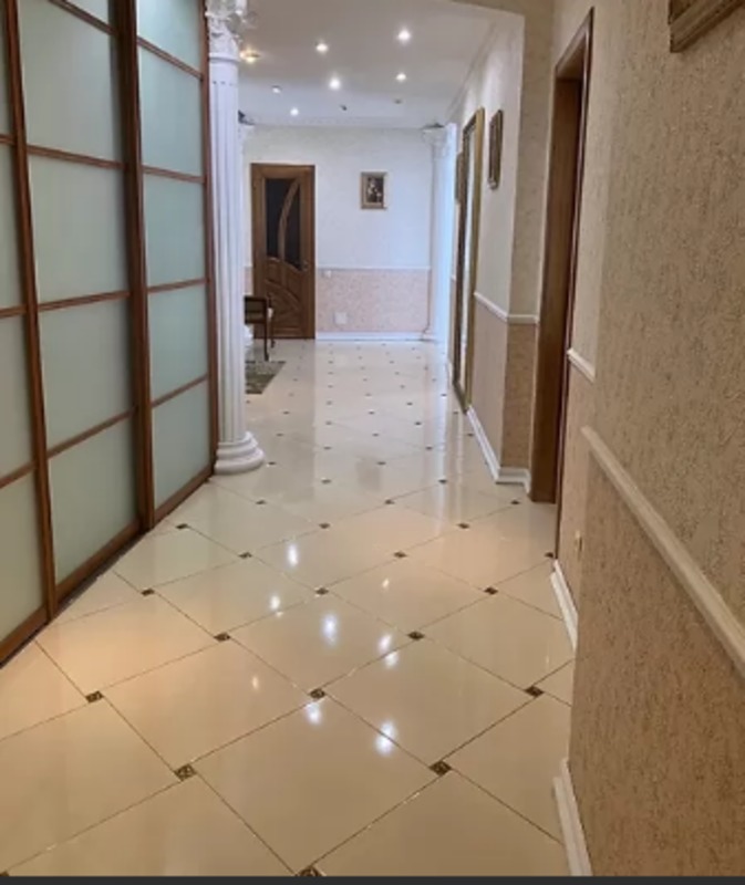 Аренда 3-х комнатной квартиры на Днепровской набережной 19 фото 1 Аренда 3-х комнатной квартиры на Днепровской набережной 19 фото 1