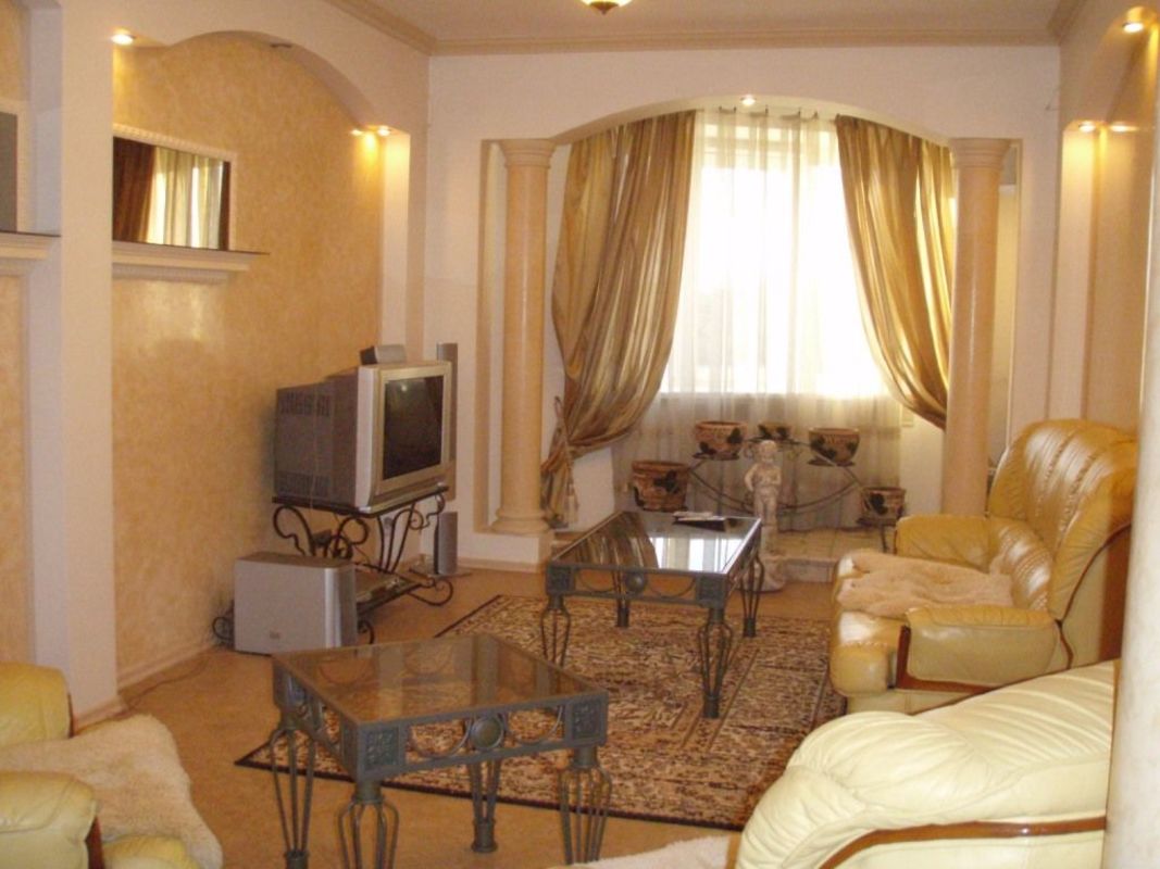 Здається квартира Київ, Дніпровський, Миропольская ул., 39, м. Дарниця фото 1 Здається квартира Київ, Дніпровський, Миропольская ул., 39, м. Дарниця фото 1