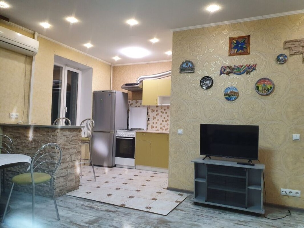 Здається квартира Київ, Шевченківський, Победы просп., 9, м. Вокзальна фото 1 Здається квартира Київ, Шевченківський, Победы просп., 9, м. Вокзальна фото 1