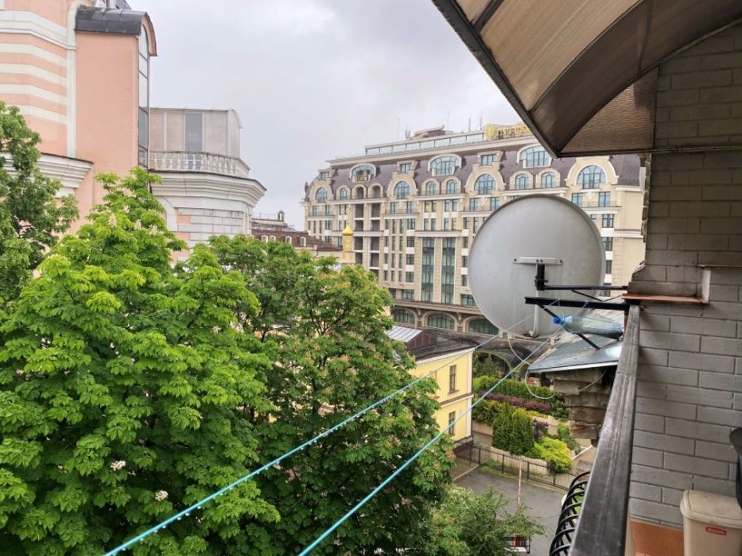 Комфортная 4-комнатная квартира в самом сердце столицы фото 1 Комфортная 4-комнатная квартира в самом сердце столицы фото 1