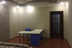 Аренда 4-х комнатной квартиры на ул. Драгоманова фото 7 Аренда 4-х комнатной квартиры на ул. Драгоманова фото 7