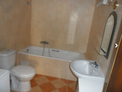 Сдам шикарную,просторную 2-х ком.квартиру с ремонтом возле м.Шулявская.Торг! фото 12 Сдам шикарную,просторную 2-х ком.квартиру с ремонтом возле м.Шулявская.Торг! фото 12