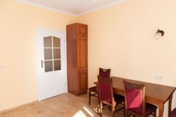 Здається в довгострокову оренду простора 2-х кімнатна квартира фото 4 Здається в довгострокову оренду простора 2-х кімнатна квартира фото 4