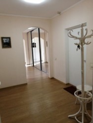   2-  , 78 ² , 15000 + ., . ,   (  )  3