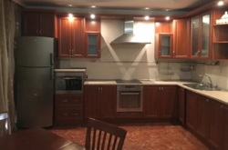 Аренда 4-х комнатной квартиры на ул. Драгоманова фото 1 Аренда 4-х комнатной квартиры на ул. Драгоманова фото 1