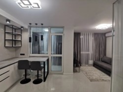  1.    -2  Ocean Plaza   4