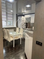 ���� 2�-��������� ��������, �����, ��. ������� 20. �. �������� 8���. �����. ���� 3