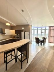 ���� 3 ��������� �������� 100�2 ������� �� ��������, 22� ���� 1