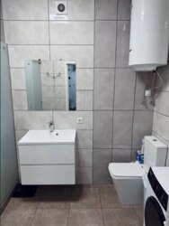 ОРЕНДА ВІД ВЛАСНИКА - 2x кімнатна на Таращанському! фото 2 ОРЕНДА ВІД ВЛАСНИКА - 2x кімнатна на Таращанському! фото 2