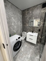 ������� �������� ³�����, ³�������, �����, �� Forest Home ���� 8