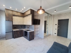  1-    Classic Hall /   11