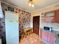 Двокімнатна квартира поруч з ТРЦ Караван, Вишгородський массив фото 3 Двокімнатна квартира поруч з ТРЦ Караван, Вишгородський массив фото 3