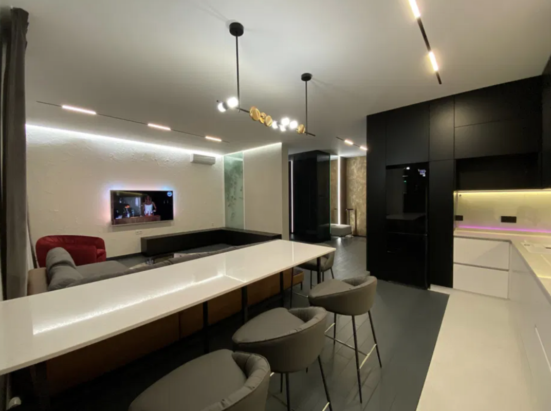 3-    Tetris Hall, . ,2  1