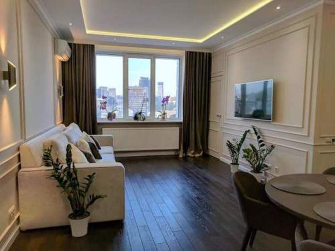  3-  (86 2)   Royal Tower   37.  1