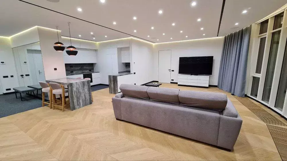  3     Diamond Hill  1