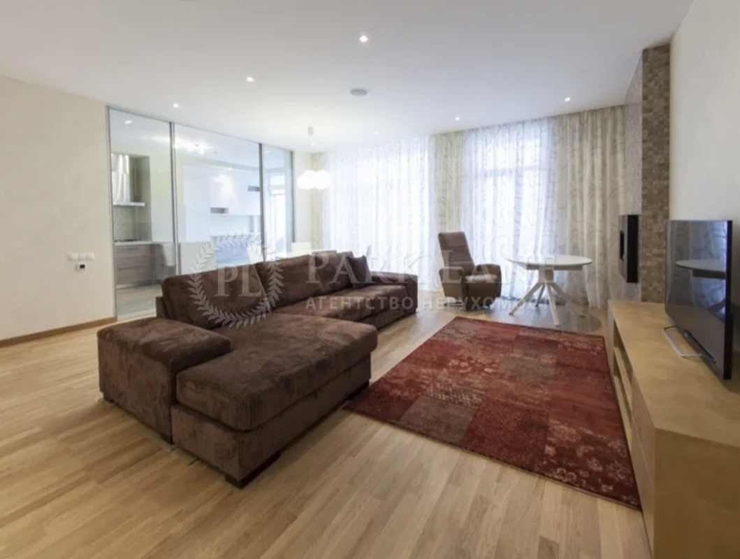 Простора 5-ти кімнатна квартира, 180 м2, 4 спальні, ЖК Звіринецький, вул. Звіринецька 47 фото 1 Простора 5-ти кімнатна квартира, 180 м2, 4 спальні, ЖК Звіринецький, вул. Звіринецька 47 фото 1