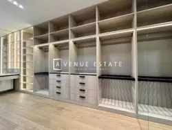  3 -   Park Avenue VIP,   , 180 2  16