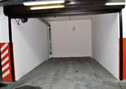   3- , 160 2   7  Carnegie Tower  14