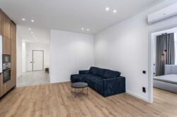 2-    Park Avenue VIP, . ,29  6