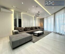 Taryan Towers,  ,  , .    ( ), 12.  3