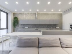  3-  (120 2)    RiverStone   , .  2  9