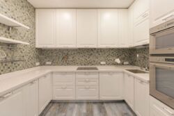  4-    Park Avenue  7