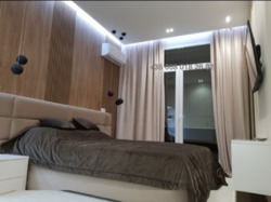    Royal Tower  37  4
