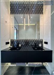 Taryan Towers,  ,  , .    ( ), 12.  13