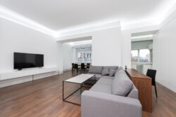  3-  (172 2)   Residence Botanique  . , 29  18