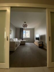   , ,  . (), 4, .   10