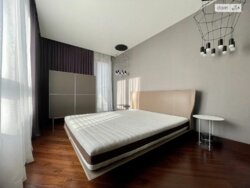   Park Avenue,  , 60  4