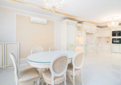 3- ! Park Avenue,  ,   60  5