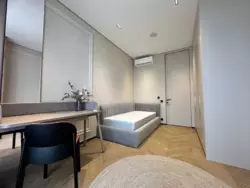  3    1002  Triiinity  10