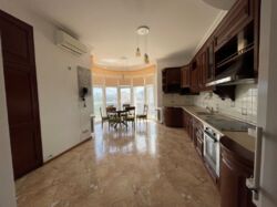  4-  (176 2)    Park View,  (º) 11  12