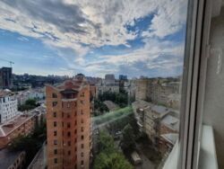  2 ,  Royal Tower  9