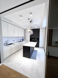  2-  (120 2)    Riviera Riverside,   18  2