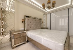  'Royal Tower , 37  9