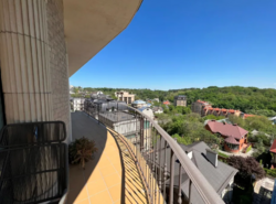  Renaissance Residence,  10.   12