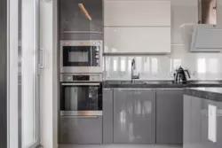       Riviera Riverside  18  5