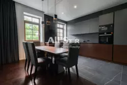  3- (100 2)     ,    19  17